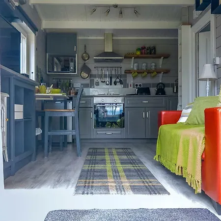 Prospect Cabin New Ross